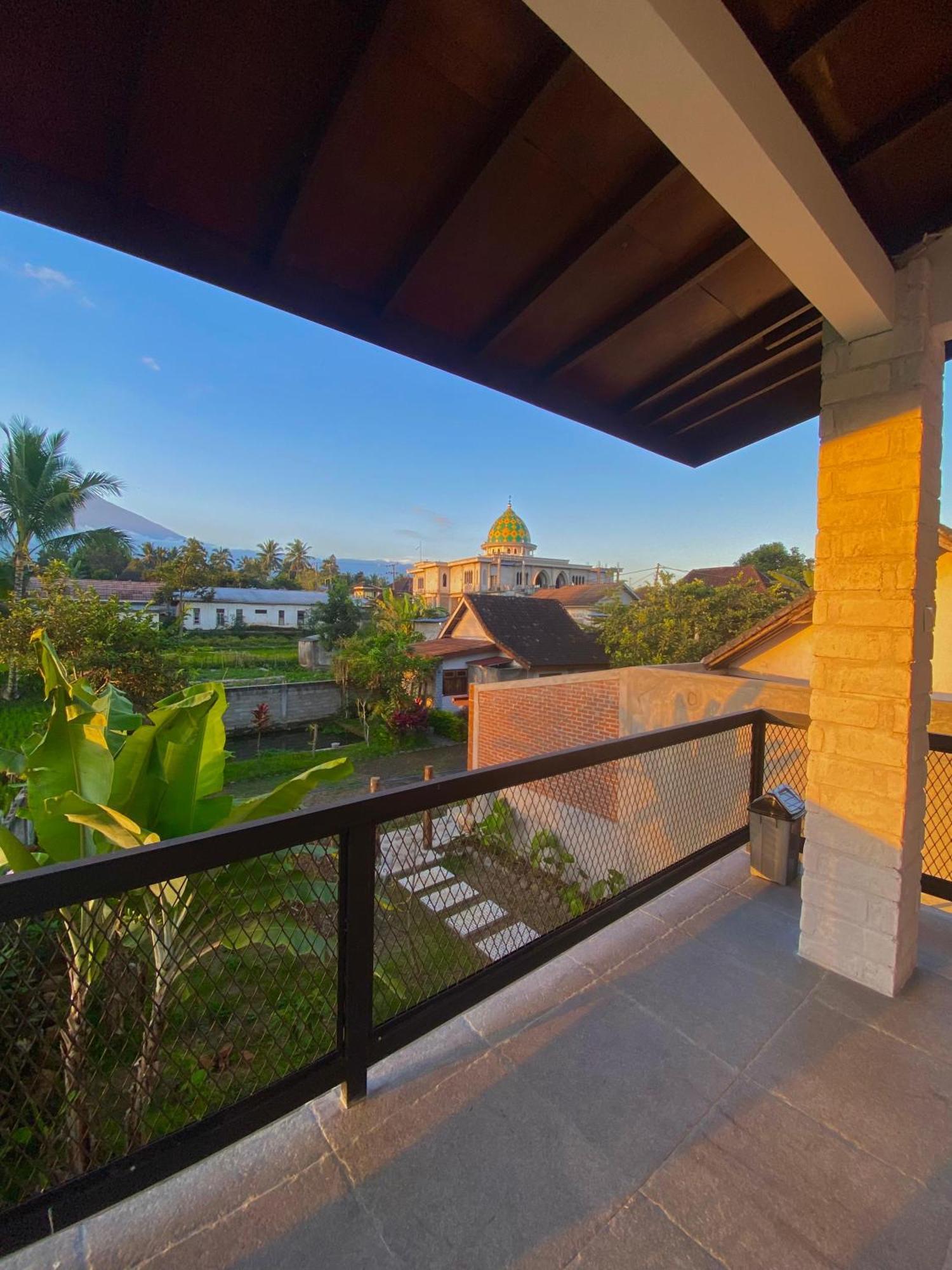 Arista Homestay Тетебату Экстерьер фото